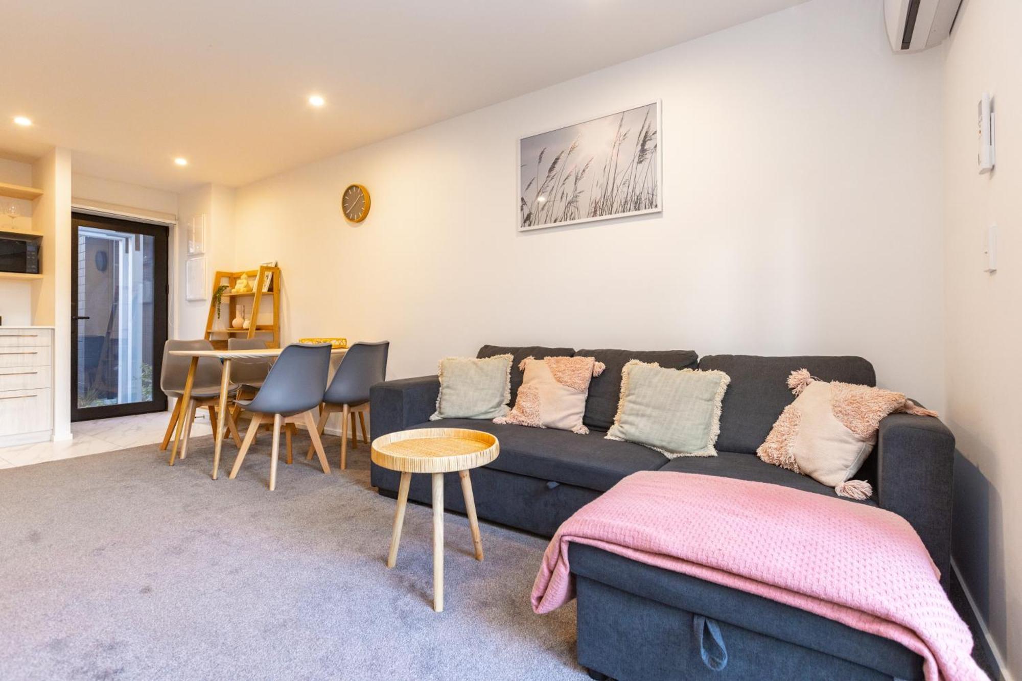 Ferienwohnung Entertaining Townhouse By Little High Eatery Christchurch Exterior foto